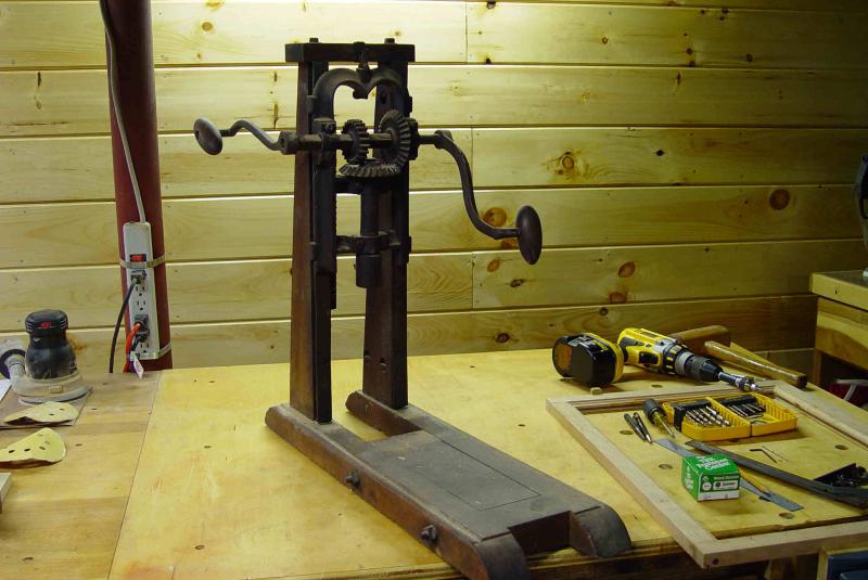 LOOKS LIKE THE ONE I HAVE Old tools, Mortising machine, Timber framing